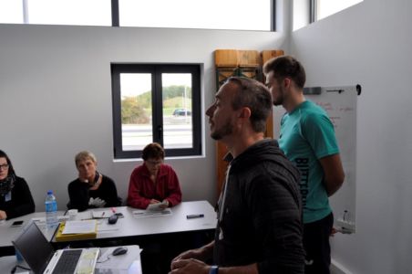 ????????????????????????????????????